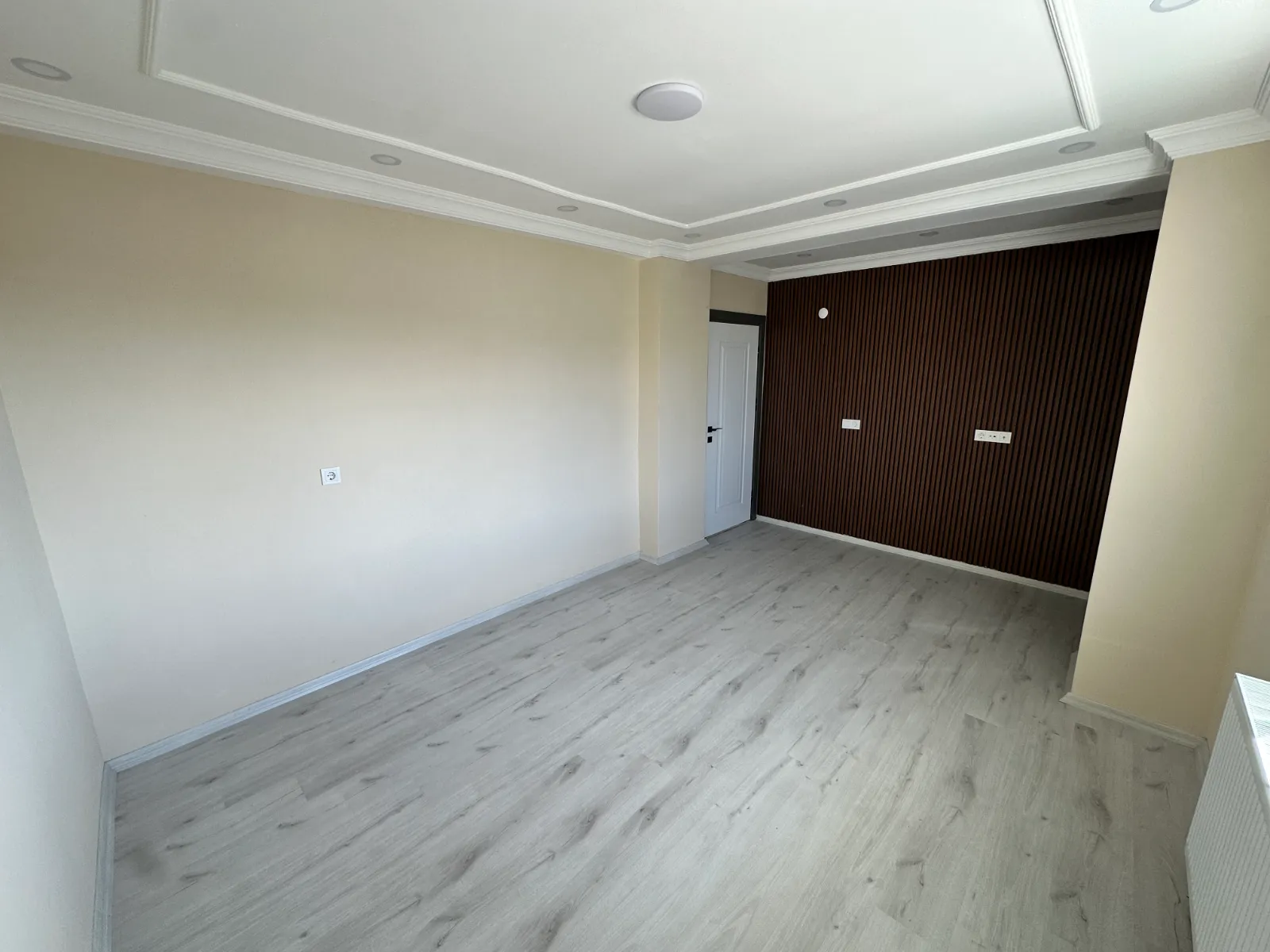 TAŞOLUK MAHALLESİNDE SATILIK 2+1 BAHÇE KATI DAİRE KOD(1017) görsel 4