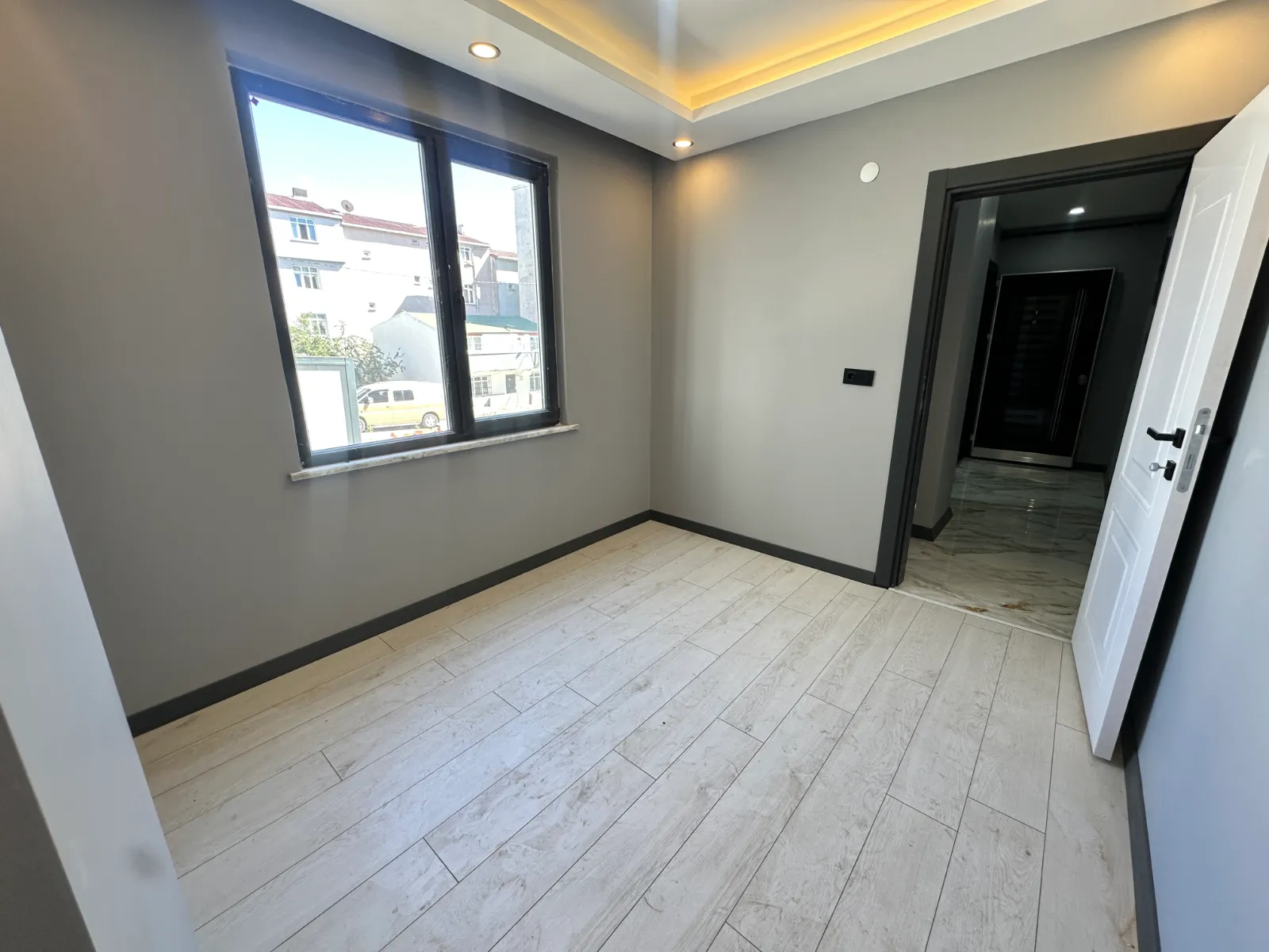 NENE HATUN MAHALLESİNDE AMERİKAN MUTFAKLI SATILIK 2+1 DAİRE KOD (1006) görsel 5