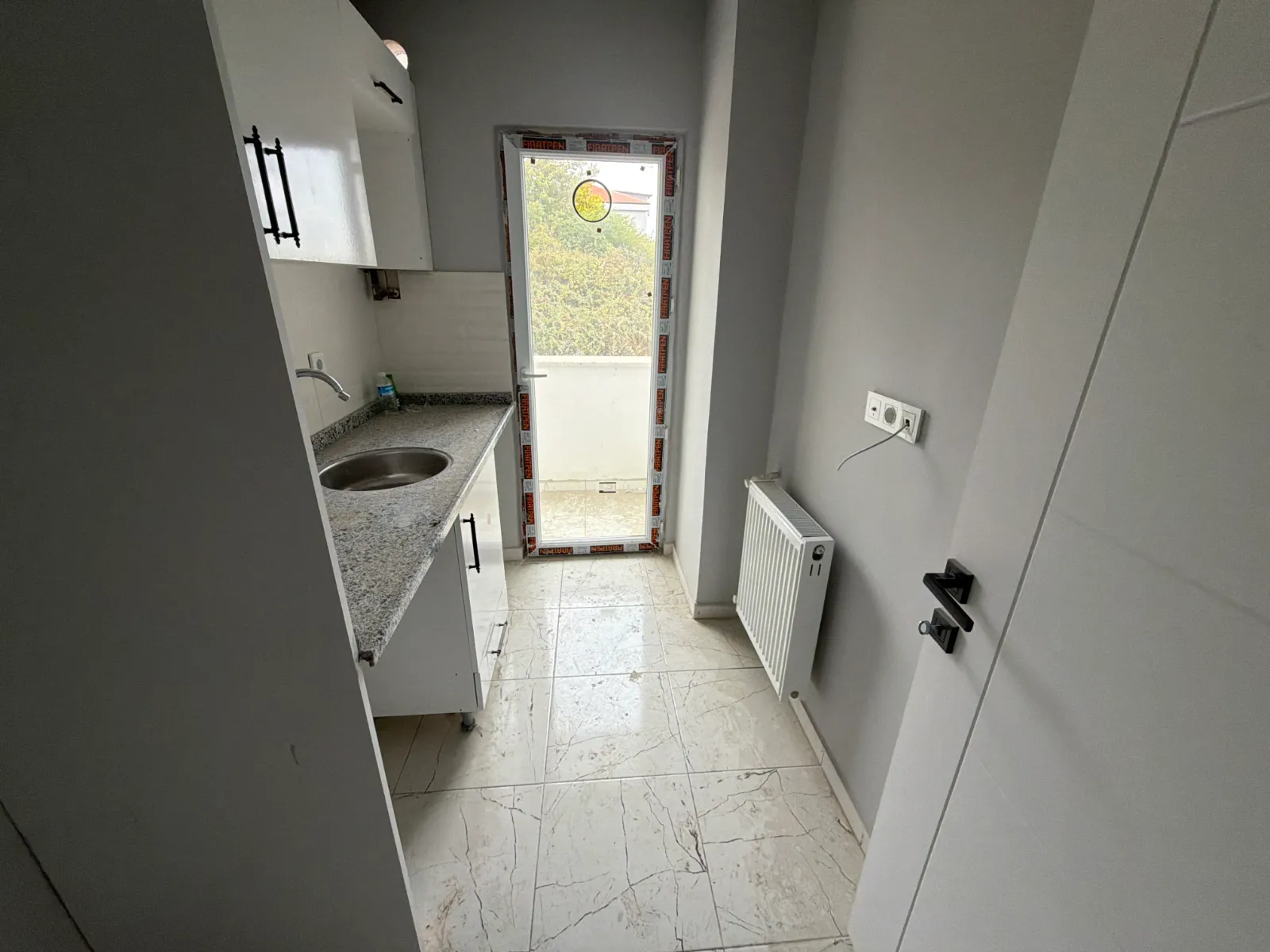 HADIMKÖY MAHALLESİ ANA YOLA YAKIN SATILIK 2+1 DAİRE KOD(1044) görsel 6