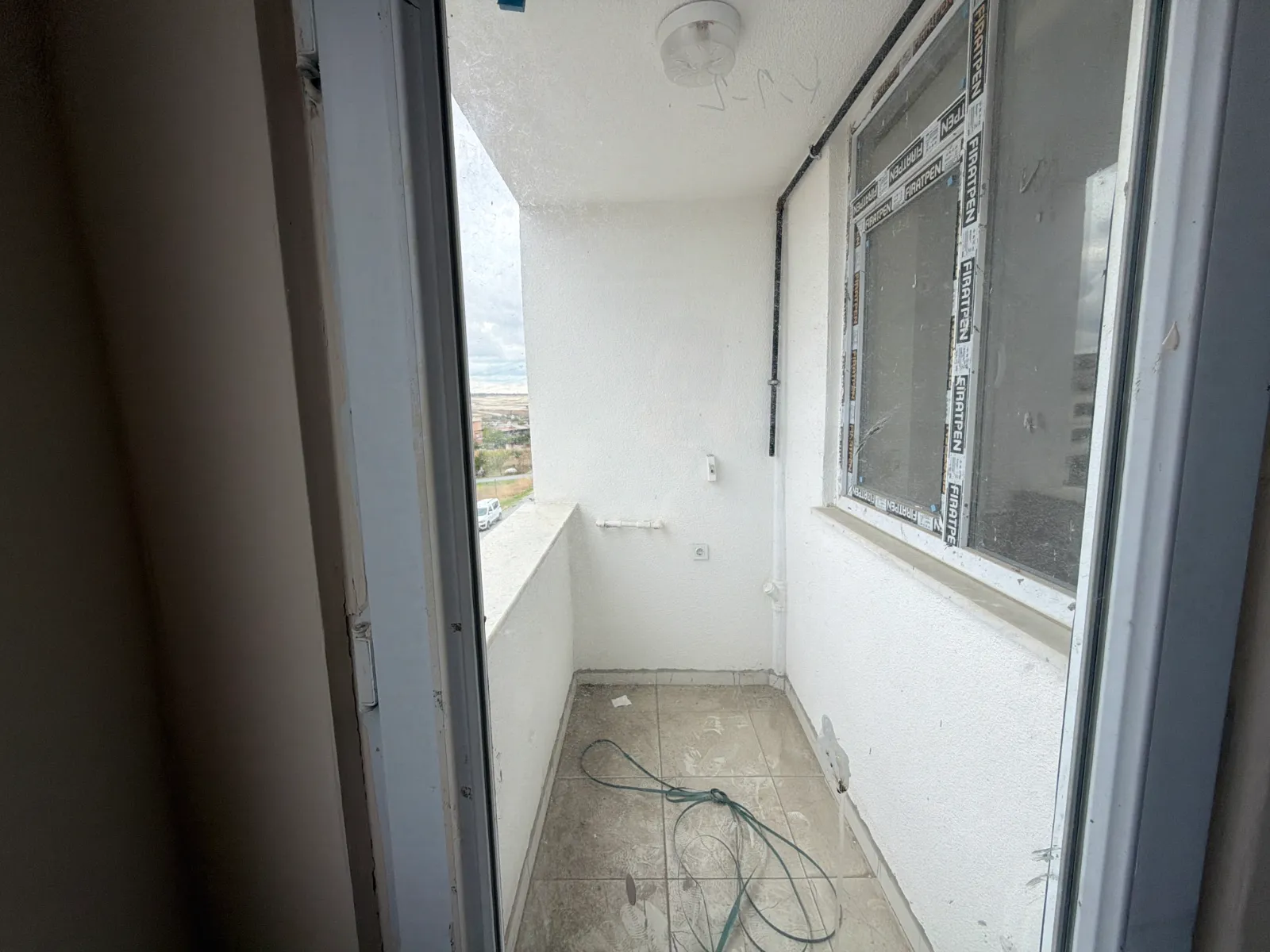 HADIMKÖY OMURTAK CADDESİNDE KİRALIK 2+1 DAİRE KOD(1033) görsel 5